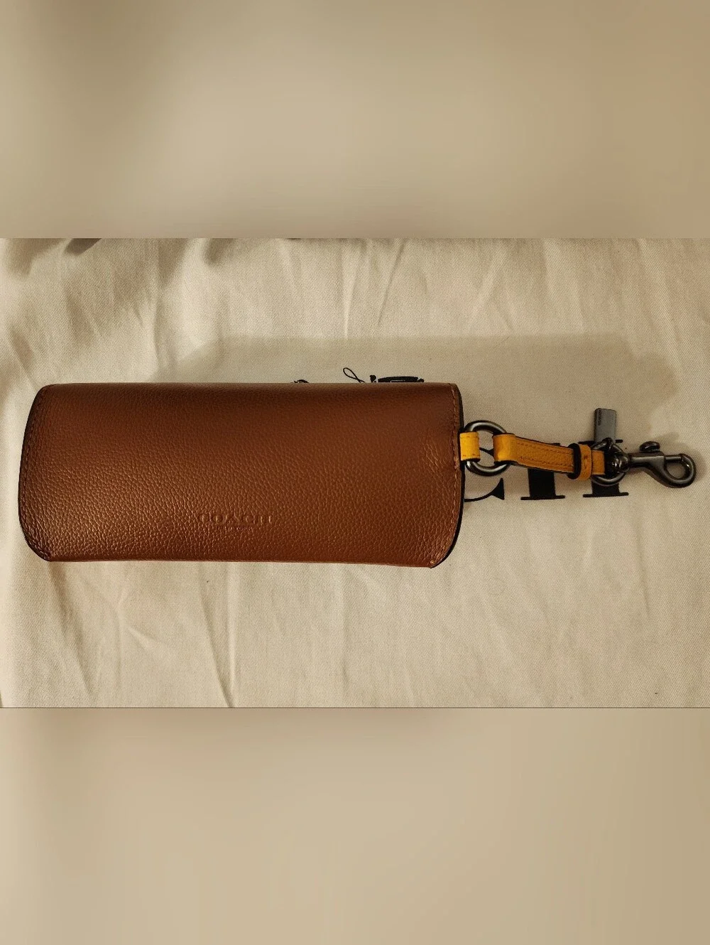 GUC COACH Sunglasses Case Bag Charm In Colorblock, Style No. 1267